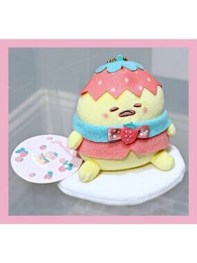 2025 Sanrio Gudetama Mascot Toy Plush Doll Strawberry Cheek Munyugurumi